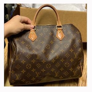 The Speedy Bandoulière 30 in signature Monogram canvas